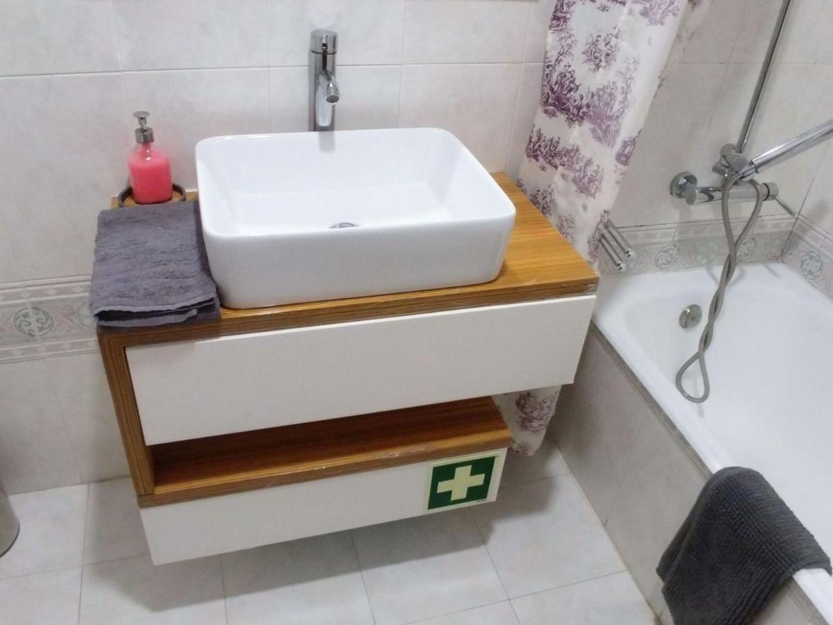 Be Local - Apartment With 3 Bedroom Near Oriente Station In Lissabon Zimmer foto